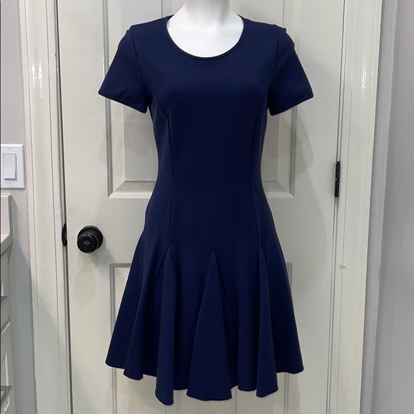 HALSTON HERITAGE Navy Stretch Ponte Dress EUC! - Picture 2 of 11